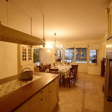 בית נופש With Beautiful Nature Lovely Garden Sauna *